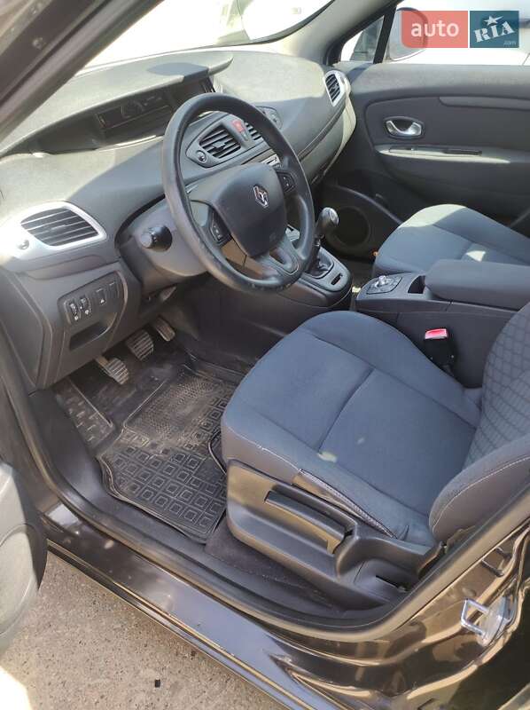 Минивэн Renault Scenic 2009 в Ровно