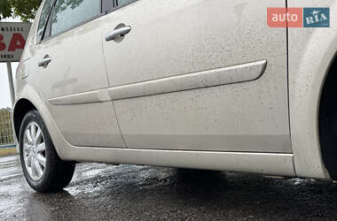 Минивэн Renault Scenic 2006 в 
