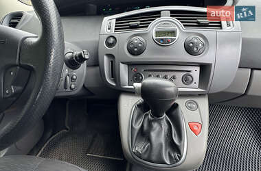 Минивэн Renault Scenic 2006 в 