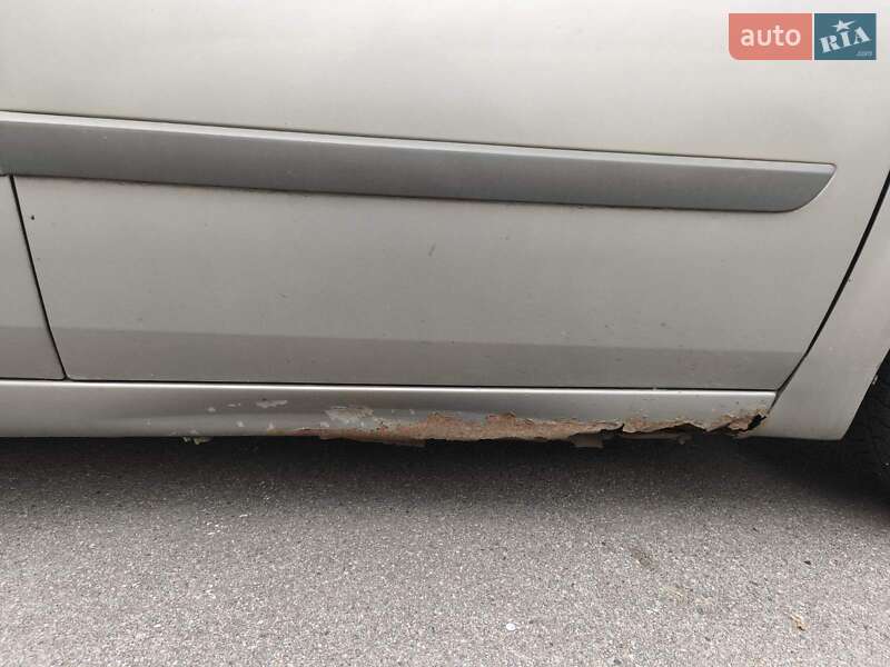 Минивэн Renault Scenic 2006 в Харькове