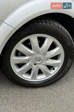 Минивэн Renault Scenic 2007 в 