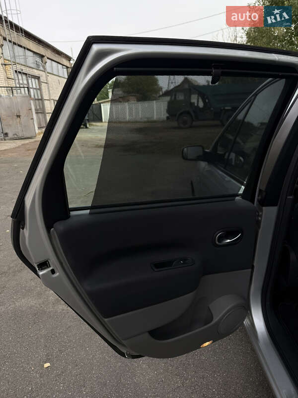 Минивэн Renault Scenic 2007 в Чернигове