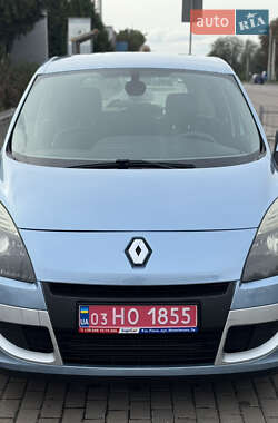 Минивэн Renault Scenic 2010 в Ровно
