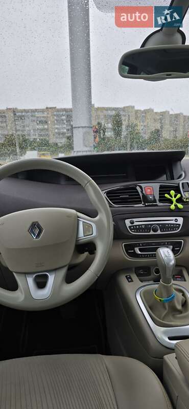 Мінівен Renault Scenic 2011 в Києві