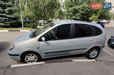 Минивэн Renault Scenic 2002 в 
