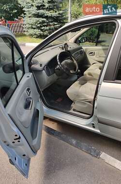 Минивэн Renault Scenic 2002 в 