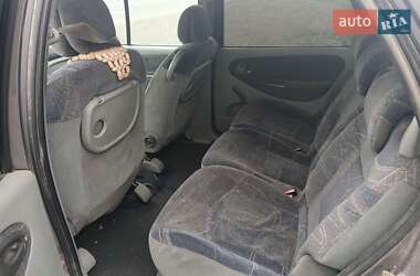 Минивэн Renault Scenic 2000 в 