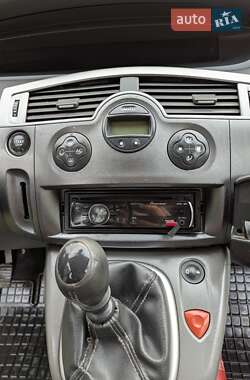 Минивэн Renault Scenic 2005 в 