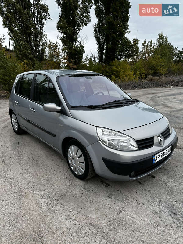 Минивэн Renault Scenic 2003 в Никополе