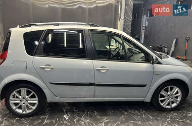 Минивэн Renault Scenic 2003 в 