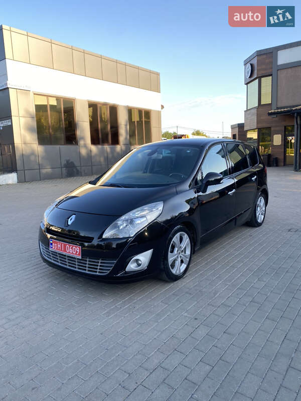 Renault Scenic 2011