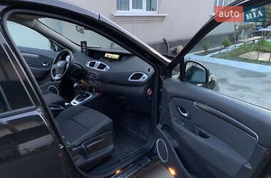 Минивэн Renault Scenic 2010 в 