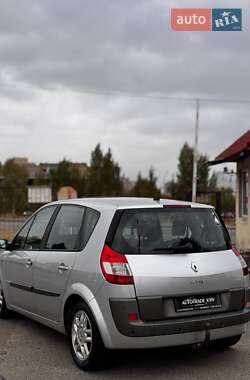 Минивэн Renault Scenic 2005 в 