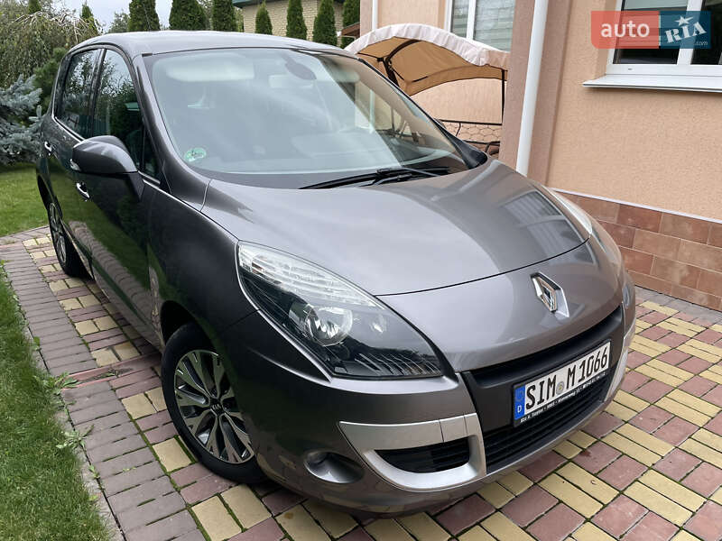 Минивэн Renault Scenic 2011 в Виннице