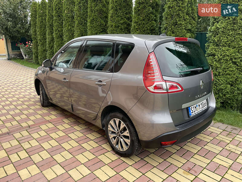 Минивэн Renault Scenic 2011 в Виннице