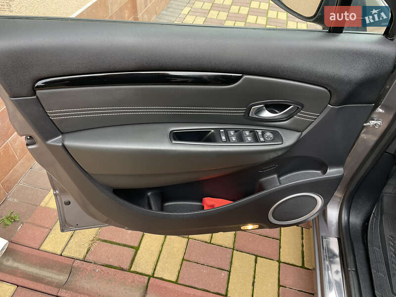 Минивэн Renault Scenic 2011 в Виннице