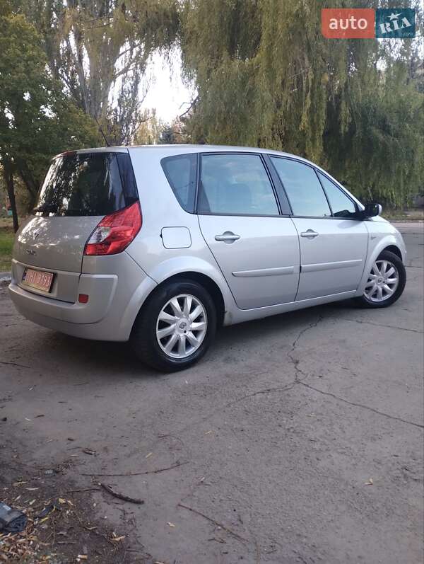 Минивэн Renault Scenic 2007 в Марганце