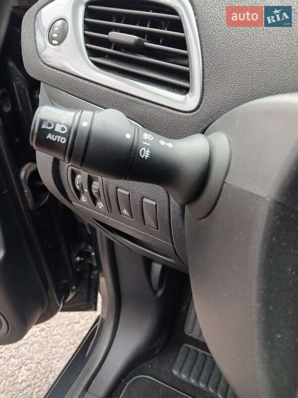 Минивэн Renault Scenic 2011 в Днепре