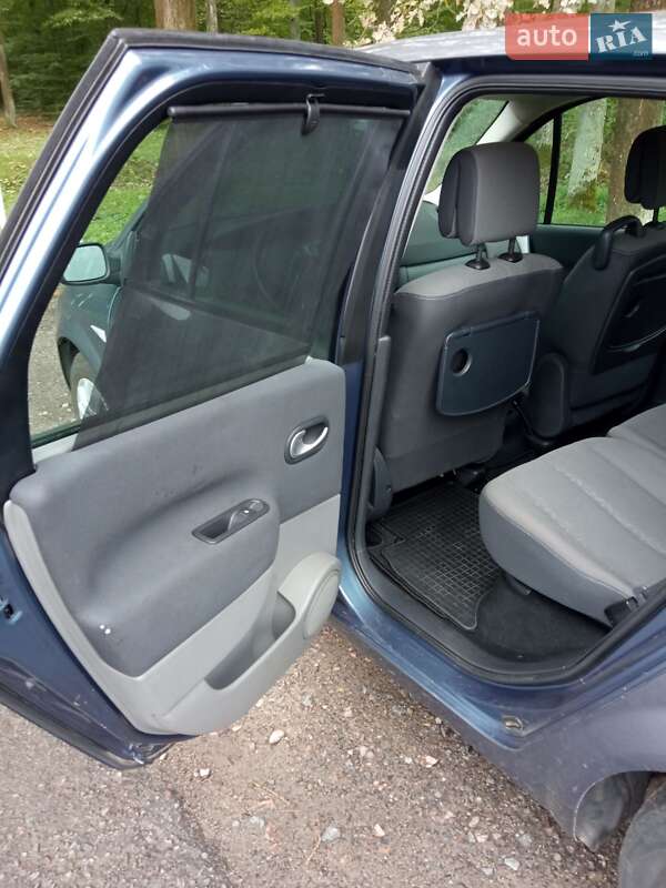 Мінівен Renault Scenic 2008 в Луцьку