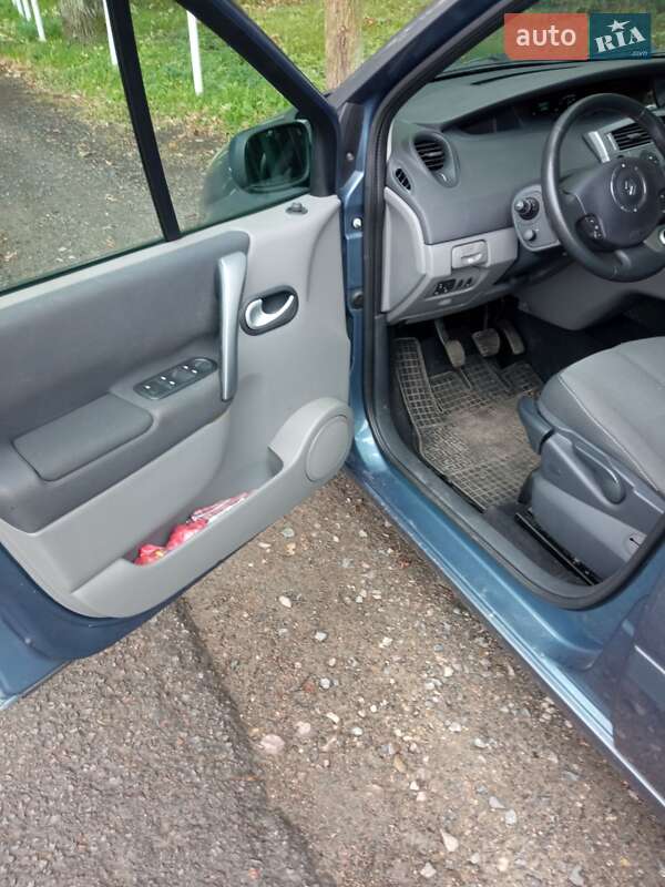Мінівен Renault Scenic 2008 в Луцьку