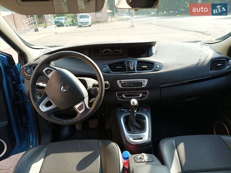 Минивэн Renault Scenic 2012 в Конотопе
