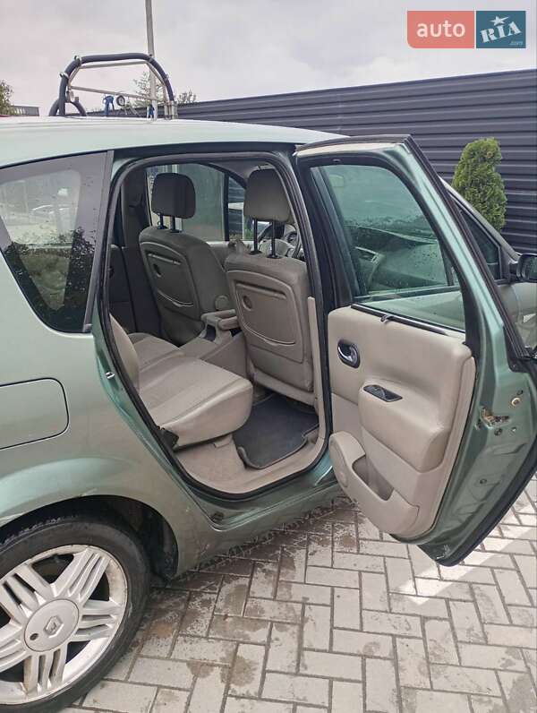 Минивэн Renault Scenic 2004 в Ивано-Франковске