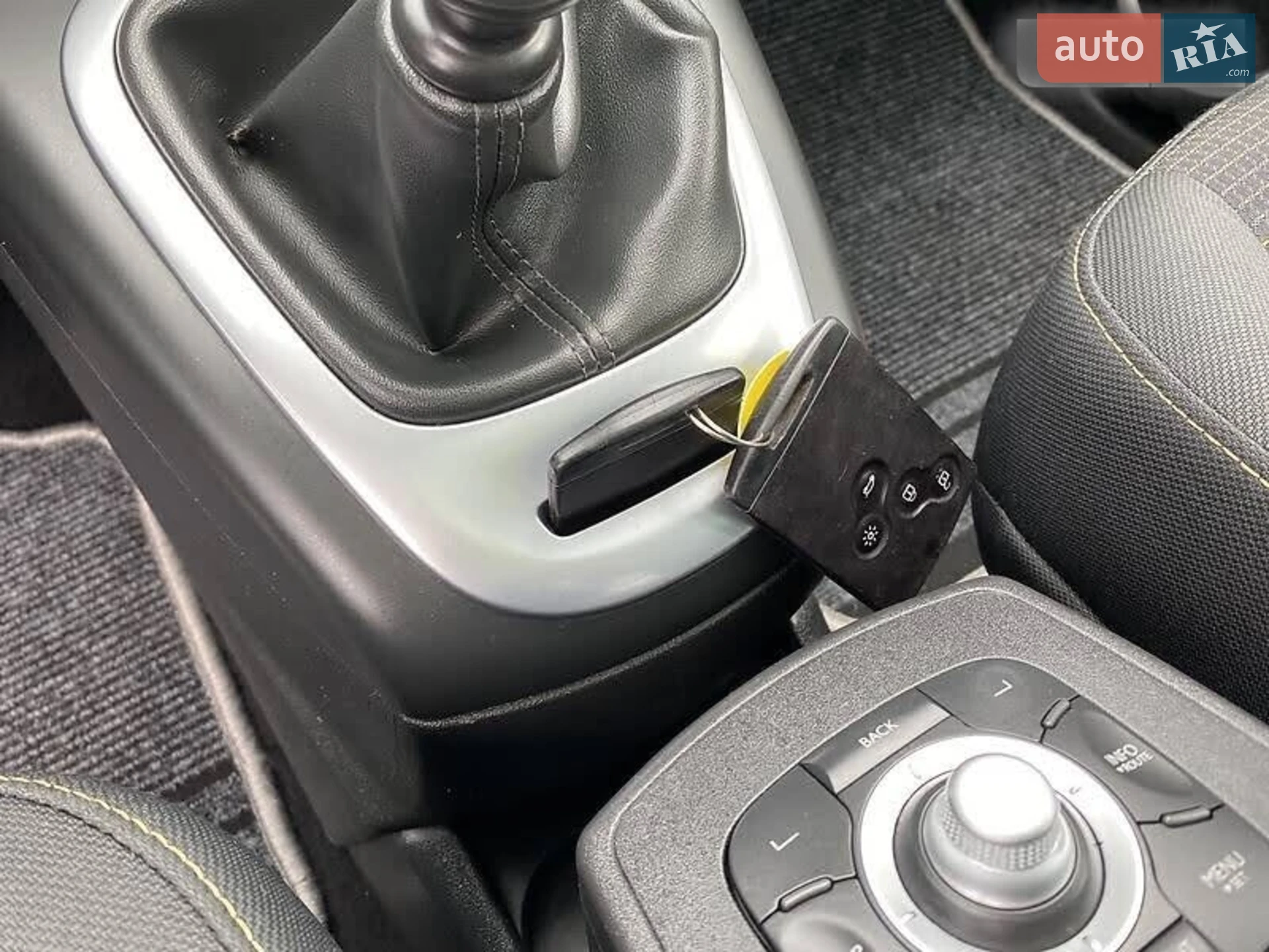 2010 Renault Scenic - мініатюра 40