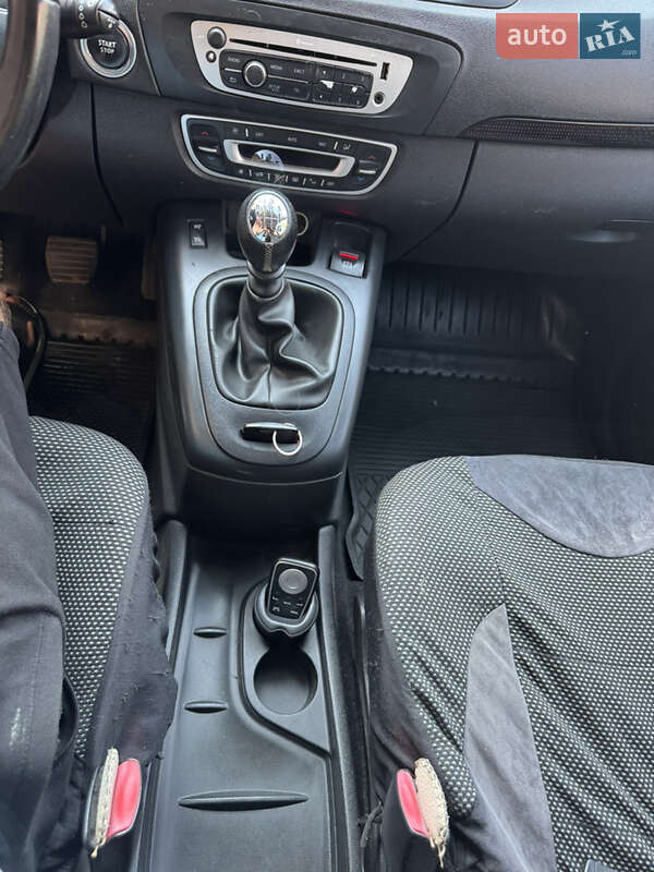 Минивэн Renault Scenic 2012 в Хмельницком