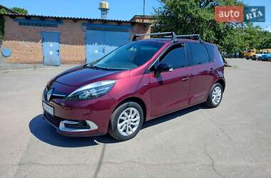 Минивэн Renault Scenic 2015 в 