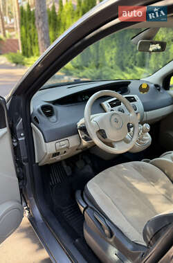 Минивэн Renault Scenic 2009 в 