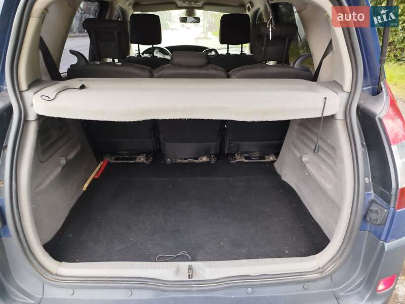 Минивэн Renault Scenic 2005 в Житомире