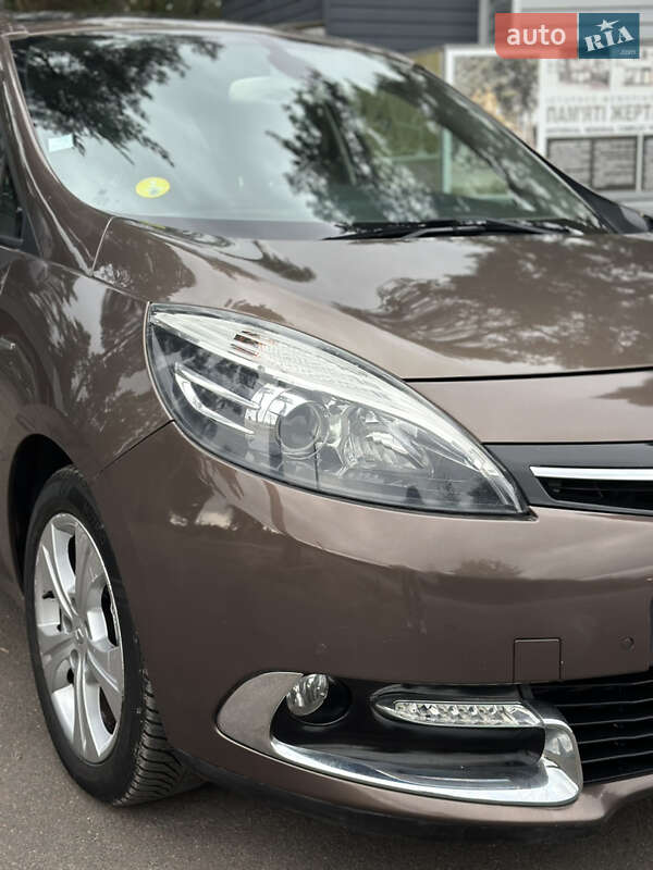 Минивэн Renault Scenic 2012 в Виннице