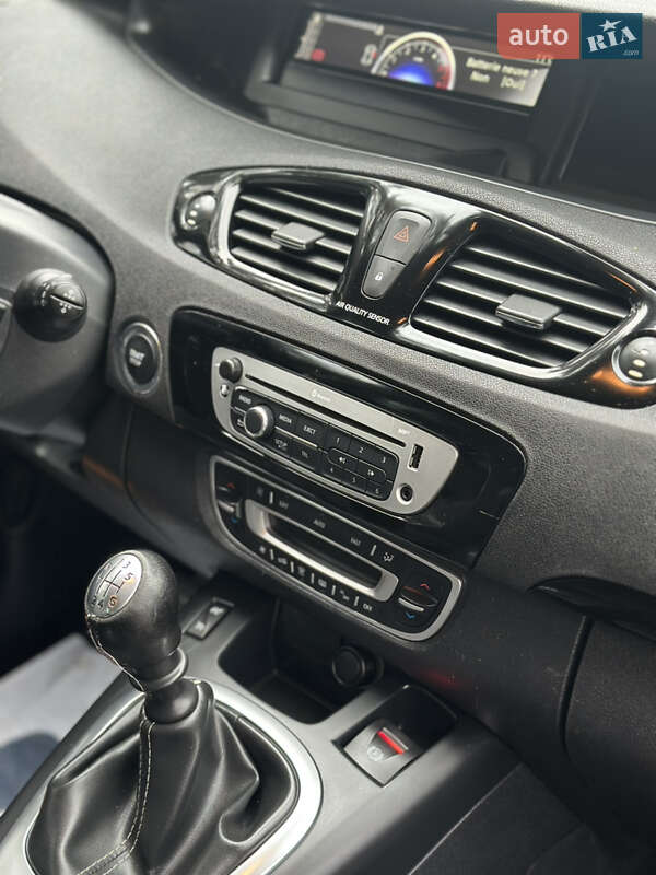 Минивэн Renault Scenic 2012 в Виннице