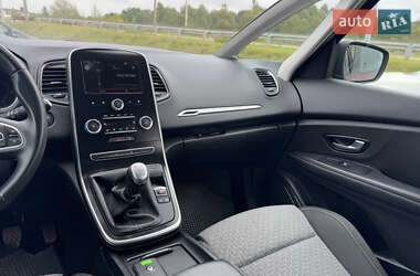 Минивэн Renault Scenic 2021 в 