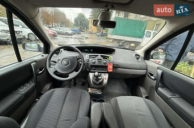 Мінівен Renault Scenic 2006 в  фото 9 Мінівен Renault Scenic 2006 в