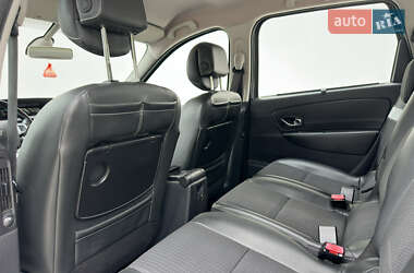 Минивэн Renault Scenic 2012 в 