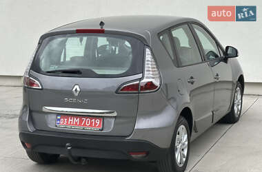 Минивэн Renault Scenic 2012 в 