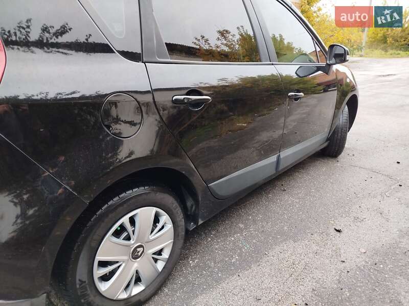 Renault Scenic 2010