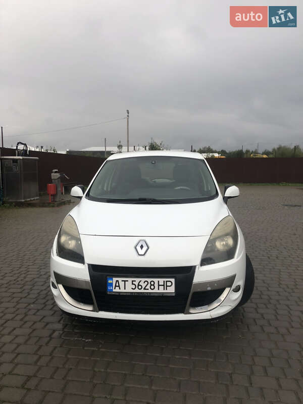 Минивэн Renault Scenic 2011 в Перегинском фото 5 Минивэн Renault Scenic 2011 в Перегинском