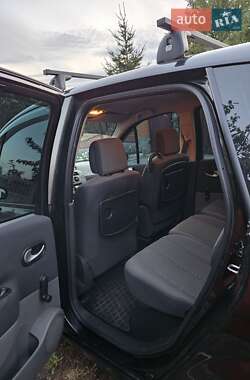 Минивэн Renault Scenic 2009 в 