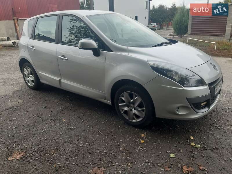 Renault Scenic 2011