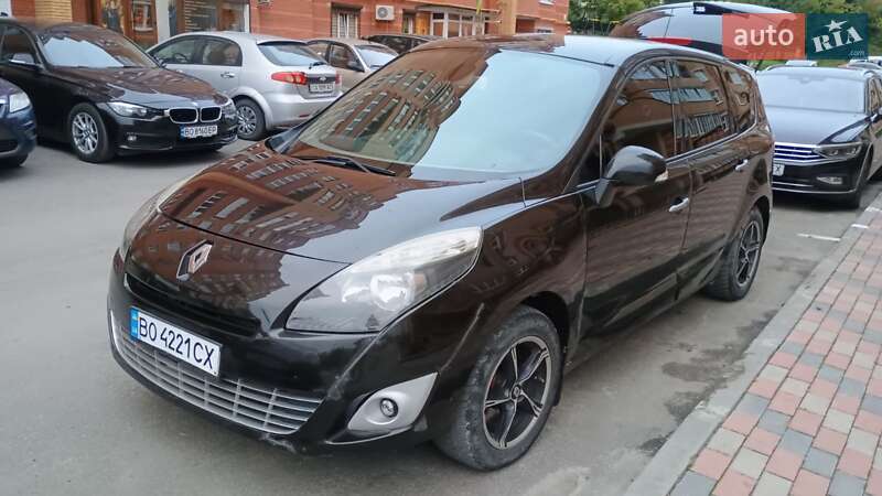 Минивэн Renault Scenic 2010 в Тернополе