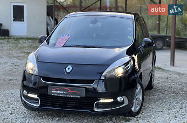 Минивэн Renault Scenic 2012 в 