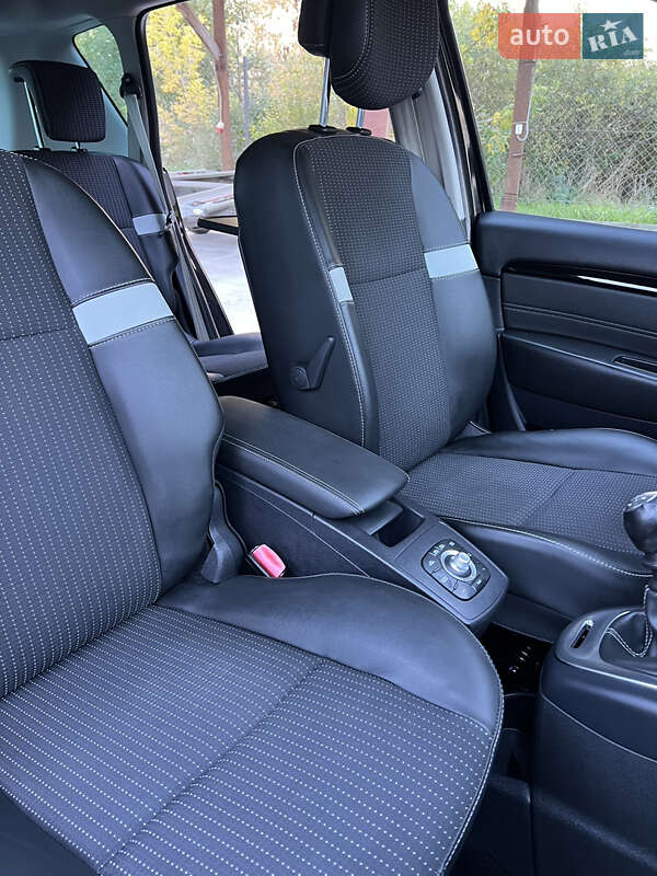 Минивэн Renault Scenic 2012 в Львове фото 29 Минивэн Renault Scenic 2012 в Львове