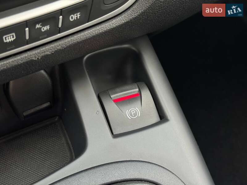Минивэн Renault Scenic 2013 в Луцке