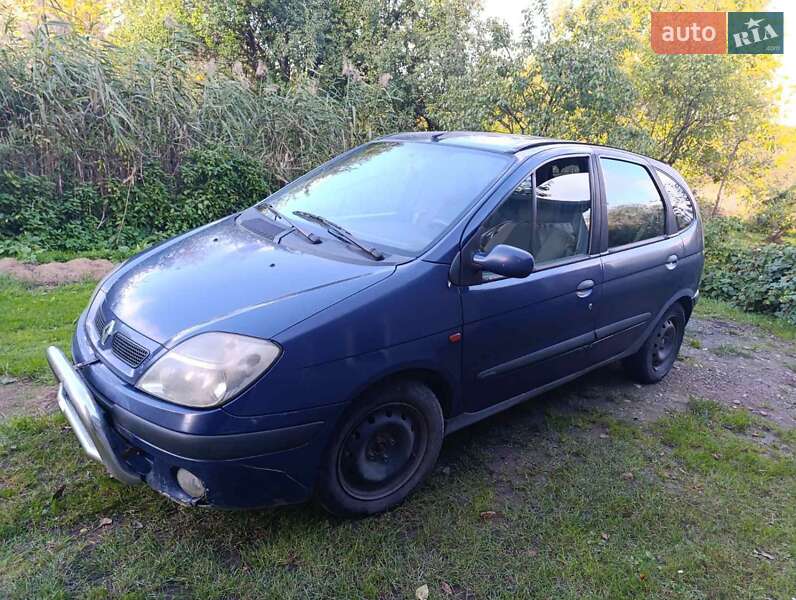 Минивэн Renault Scenic 2001 в Калуше