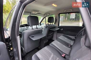 Минивэн Renault Scenic 2006 в 