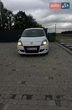 Минивэн Renault Scenic 2010 в 