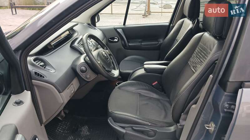 Минивэн Renault Scenic 2006 в Чернигове