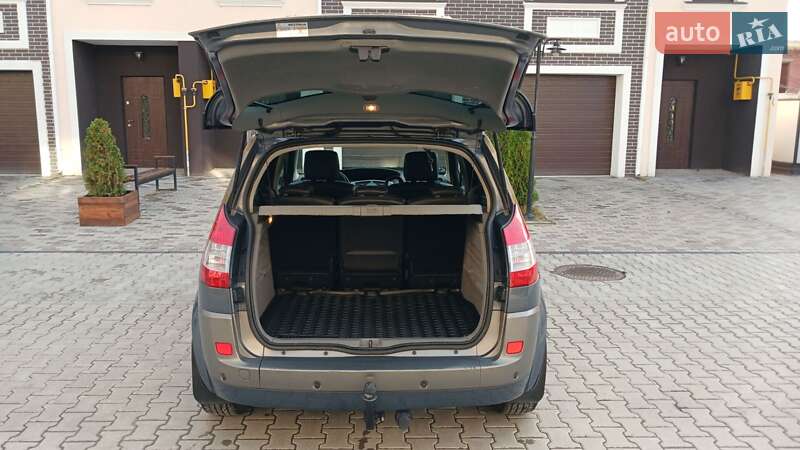 Минивэн Renault Scenic 2006 в Чернигове